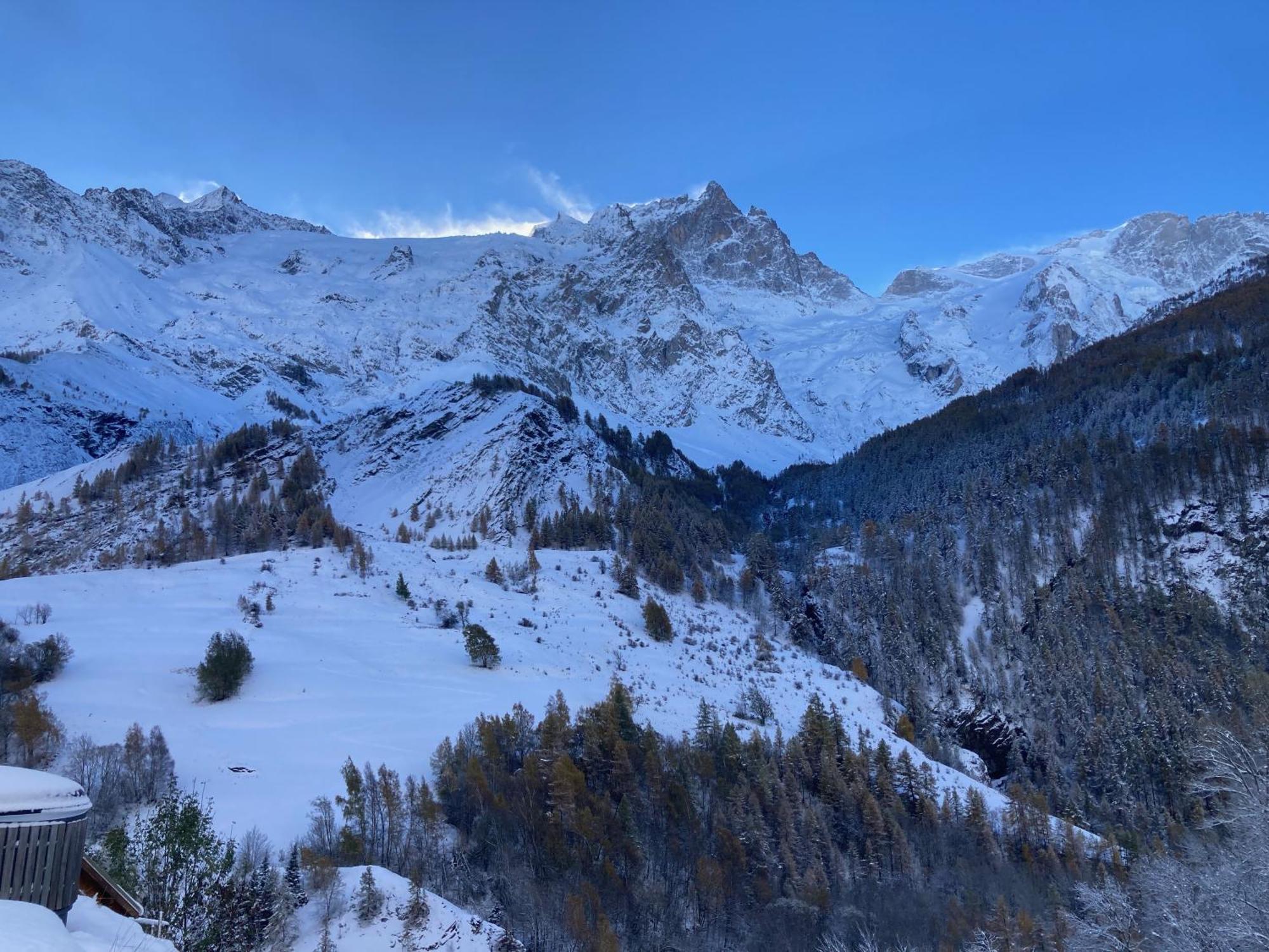 Hotel Des Alpes - Skiers & Bikers Lodge La Grave Bagian luar foto