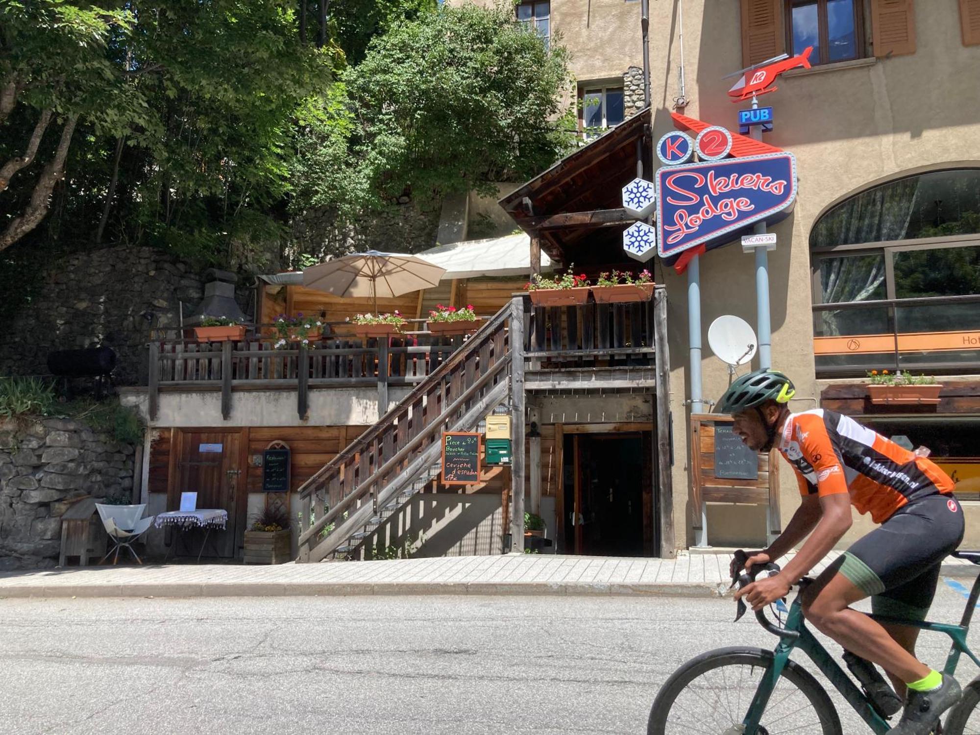 Hotel Des Alpes - Skiers & Bikers Lodge La Grave Bagian luar foto