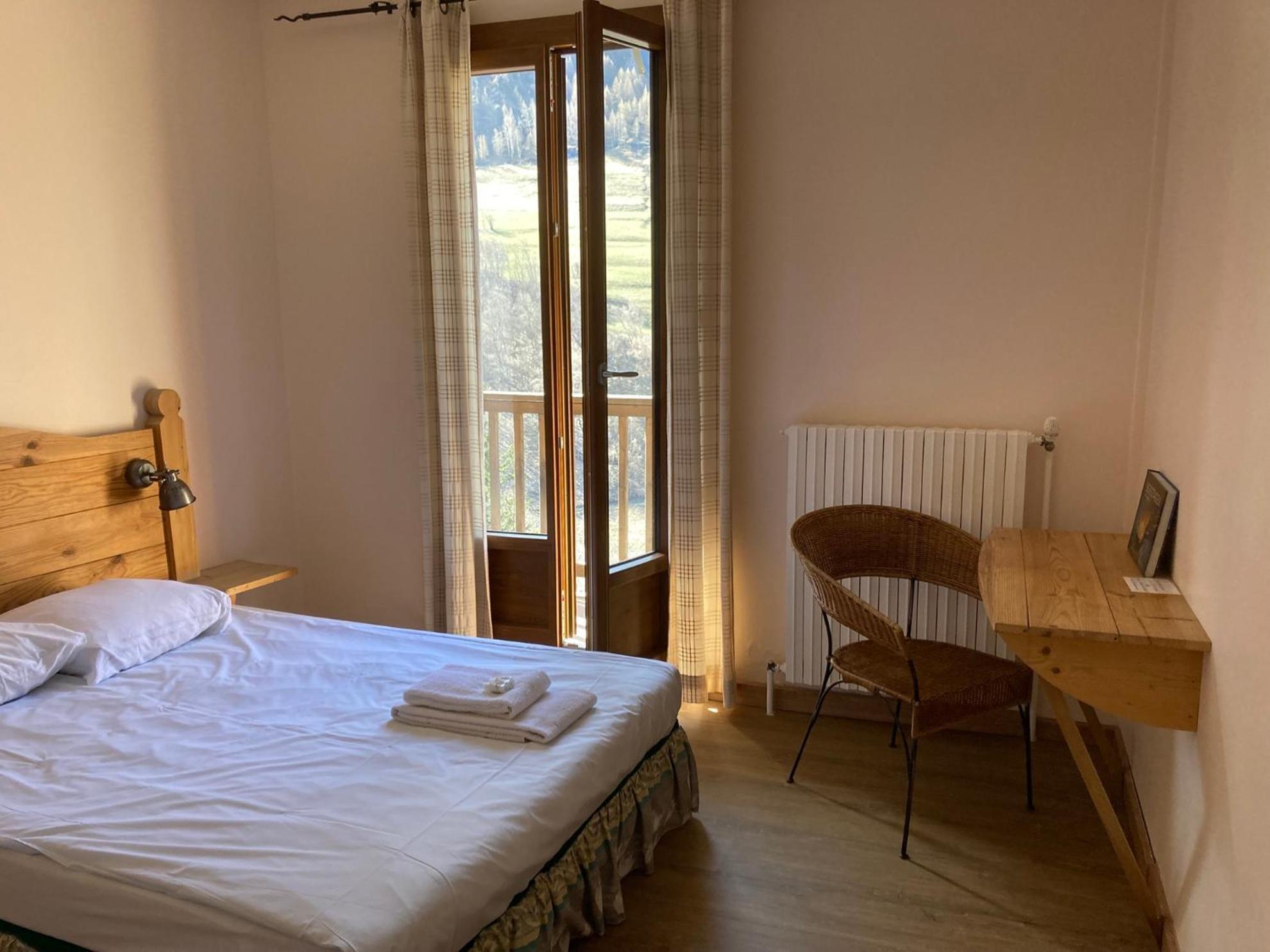 Hotel Des Alpes - Skiers & Bikers Lodge La Grave Bagian luar foto