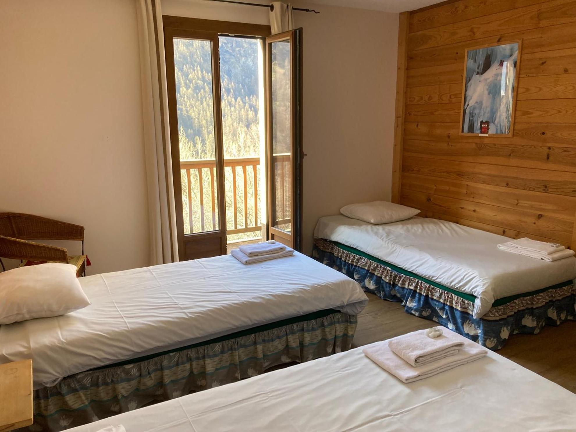 Hotel Des Alpes - Skiers & Bikers Lodge La Grave Bagian luar foto